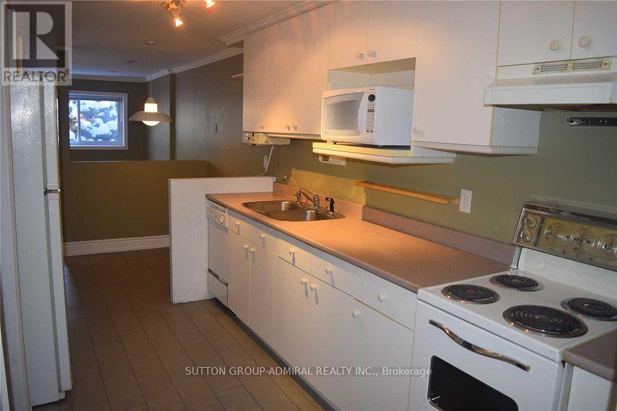 Lower - 57 Maplegrove Avenue, Bradford West Gwillimbury (Bradford), Ontario L3Z 1R9 - Photo 8 - N12562040