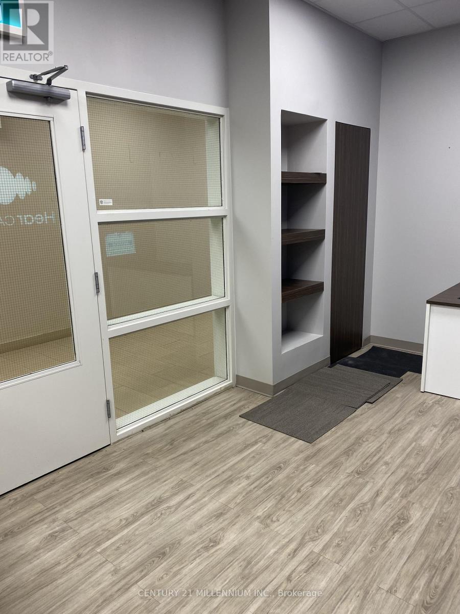 105 - 12637 Tenth Line, Whitchurch-Stouffville, Ontario  L4A 7X3 - Photo 4 - N12562092