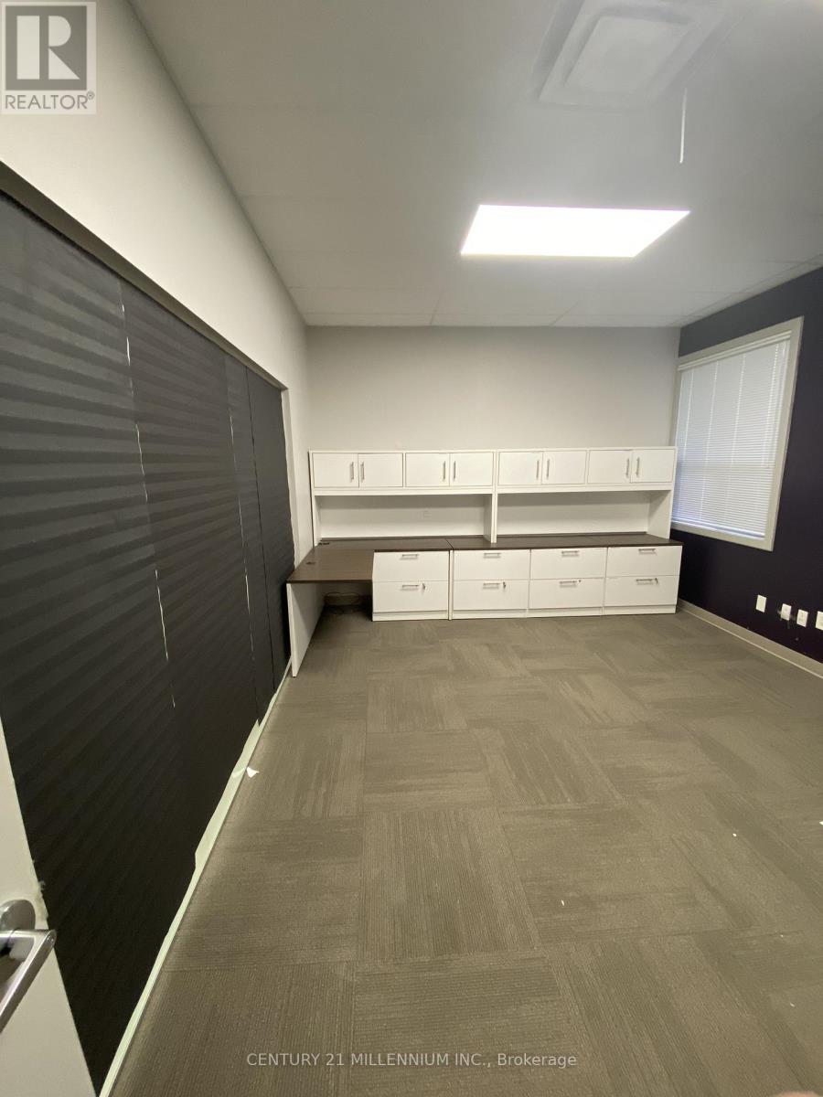 105 - 12637 Tenth Line, Whitchurch-Stouffville, Ontario  L4A 7X3 - Photo 6 - N12562092