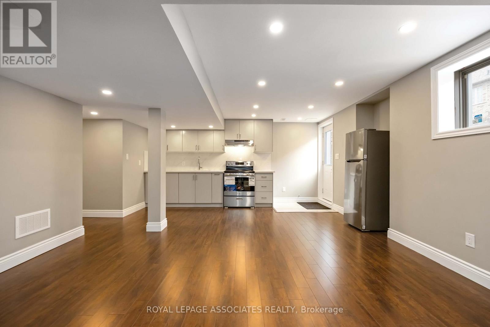 Bsmt - 61 Estrella Crescent, Richmond Hill, Ontario  L4E 0S4 - Photo 6 - N12562094