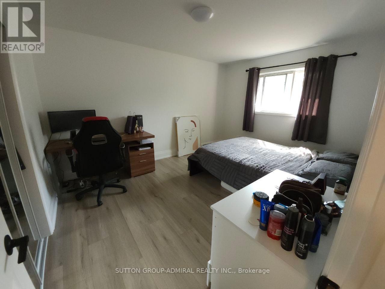 174 St Anthony's Court, Richmond Hill, Ontario  L4C 4T3 - Photo 15 - N12562102