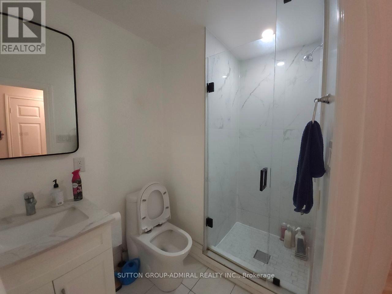 174 St Anthony's Court, Richmond Hill, Ontario  L4C 4T3 - Photo 16 - N12562102