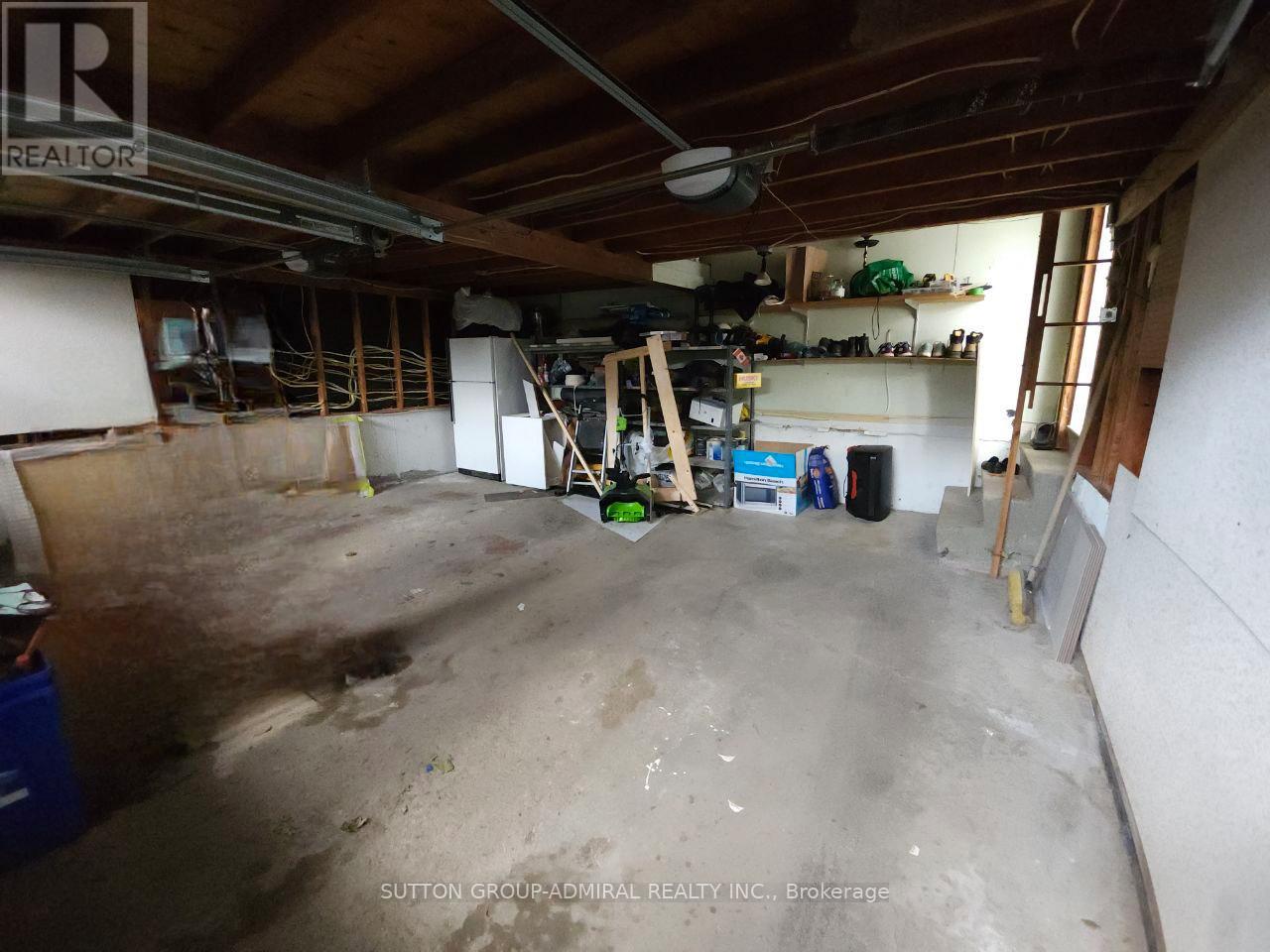 174 St Anthony's Court, Richmond Hill, Ontario  L4C 4T3 - Photo 19 - N12562102