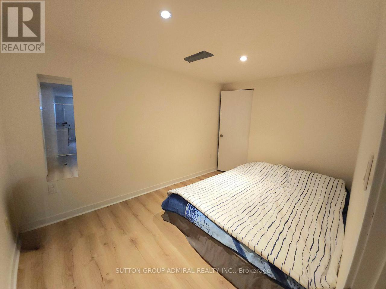 174 St Anthony's Court, Richmond Hill, Ontario  L4C 4T3 - Photo 31 - N12562102