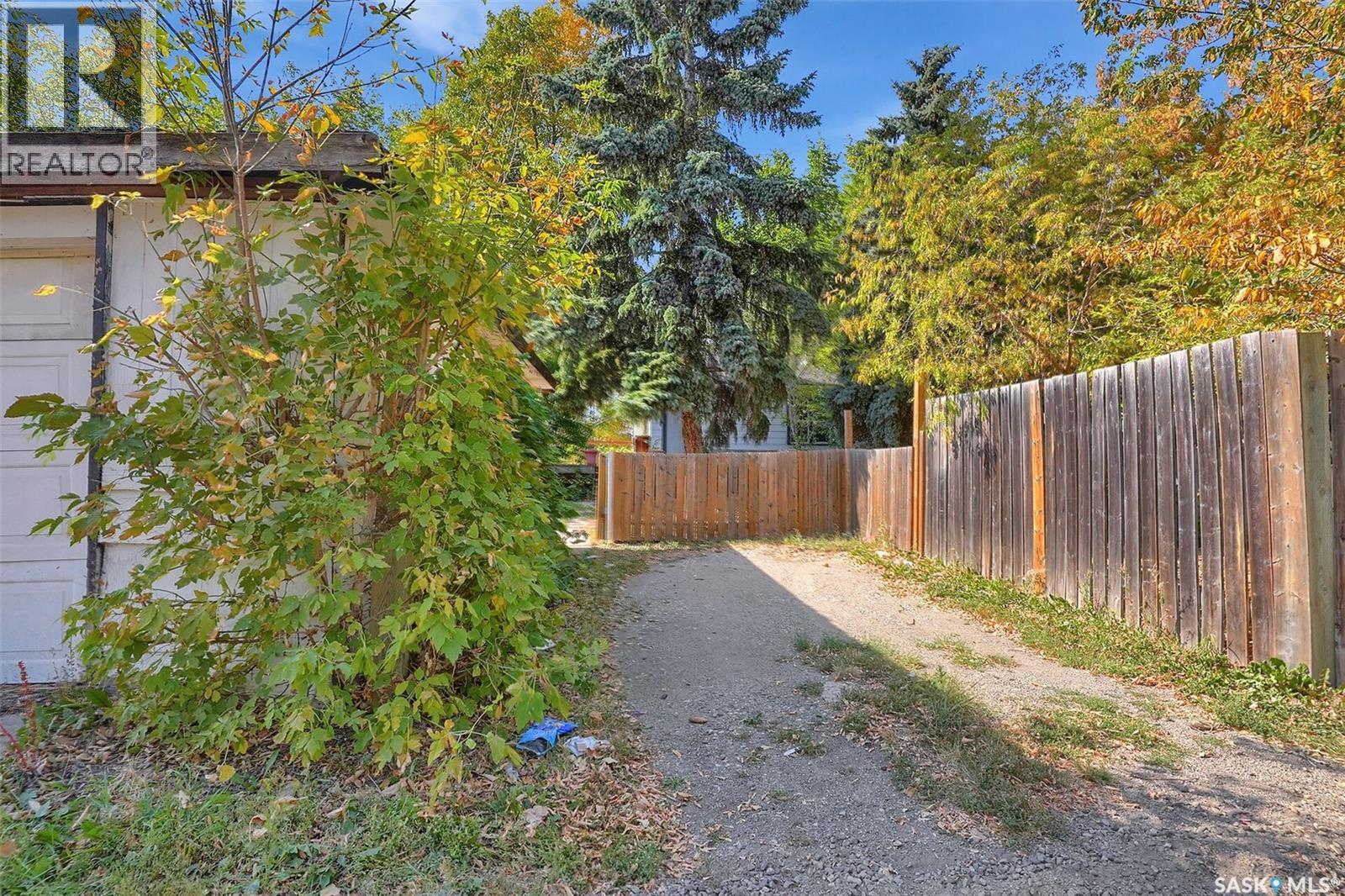 1343 Elphinstone Street, Regina, Saskatchewan  S4T 3M5 - Photo 33 - SK024409