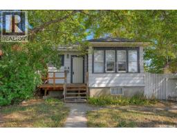 1343 Elphinstone Street Washington Park, Regina, Ca