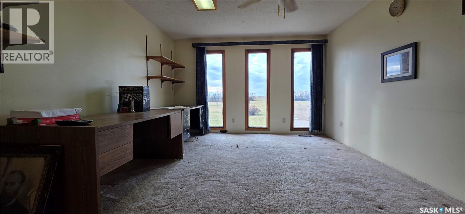 Cook Acreage, Estevan Rm No. 5, Saskatchewan  S4A 2X3 - Photo 10 - SK024362