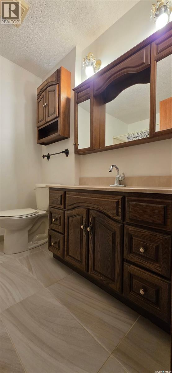 Cook Acreage, Estevan Rm No. 5, Saskatchewan  S4A 2X3 - Photo 18 - SK024362