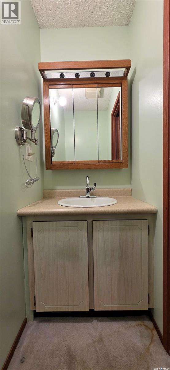 Cook Acreage, Estevan Rm No. 5, Saskatchewan  S4A 2X3 - Photo 20 - SK024362