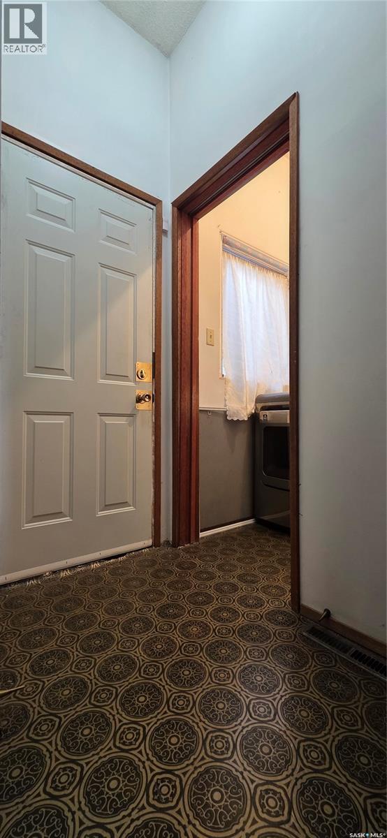 Cook Acreage, Estevan Rm No. 5, Saskatchewan  S4A 2X3 - Photo 23 - SK024362