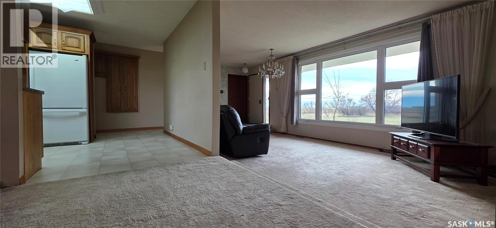 Cook Acreage, Estevan Rm No. 5, Saskatchewan  S4A 2X3 - Photo 6 - SK024362