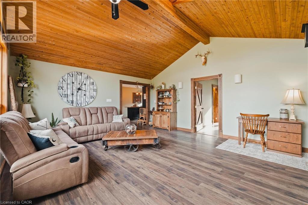 342008 Concession 14 Road, Georgian Bluffs, Ontario  N0H 2T0 - Photo 14 - 40789152