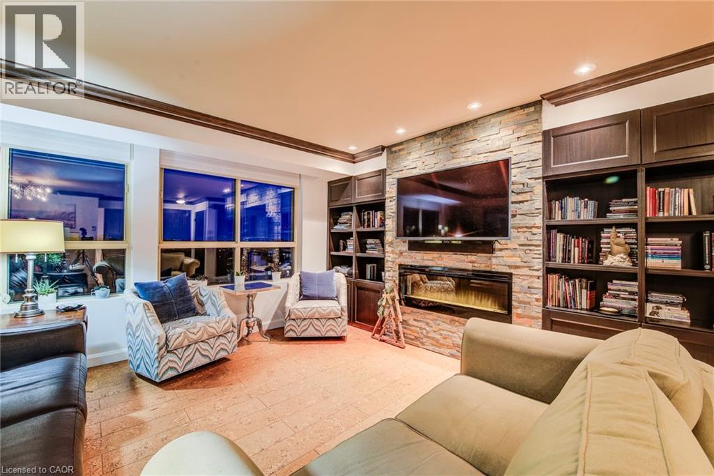 30 Blue Springs Drive Unit# Ph4, Waterloo, Ontario  N2J 4T2 - Photo 18 - 40789048