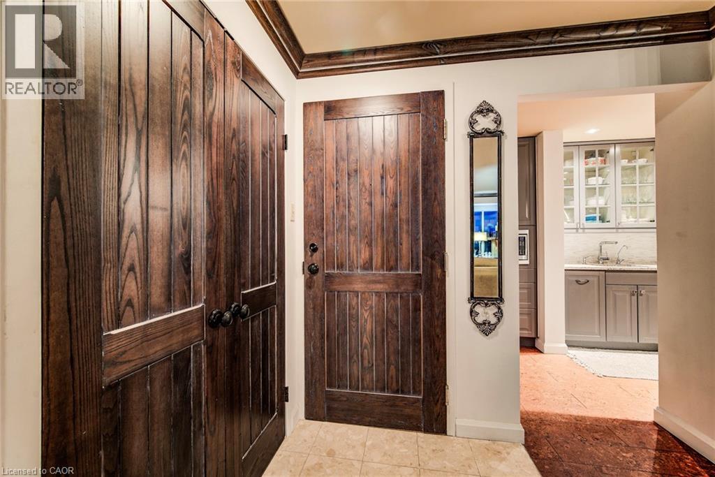 30 Blue Springs Drive Unit# Ph4, Waterloo, Ontario  N2J 4T2 - Photo 3 - 40789048