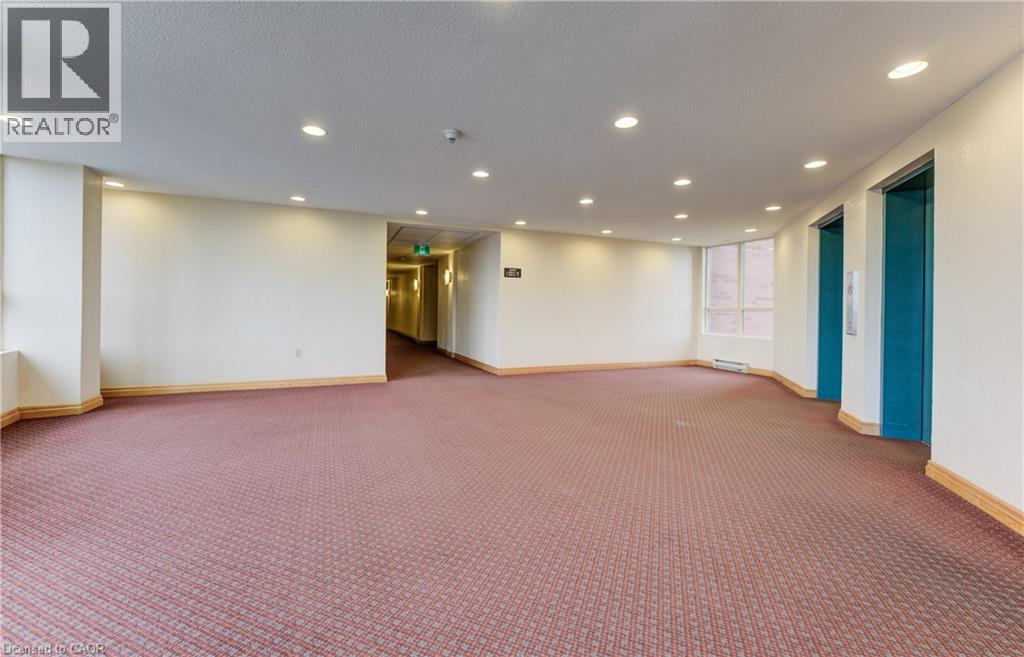 30 Blue Springs Drive Unit# Ph4, Waterloo, Ontario  N2J 4T2 - Photo 45 - 40789048