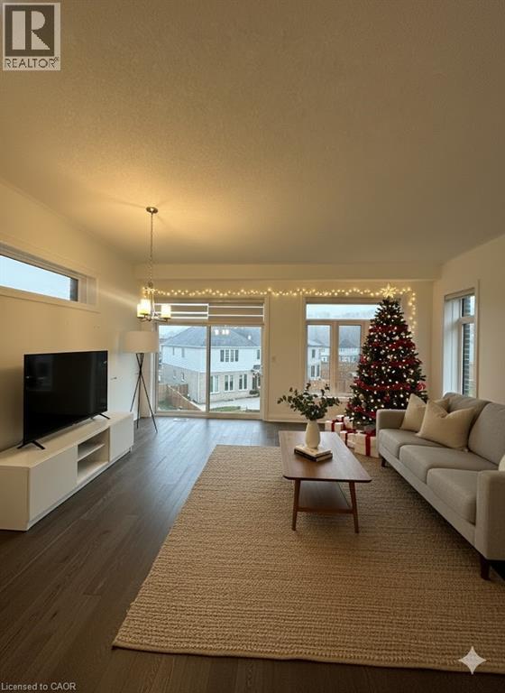 681 Benninger Drive, Kitchener, Ontario  N2E 0J2 - Photo 2 - 40788446