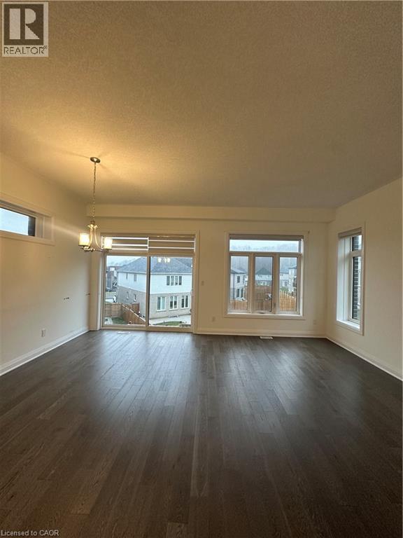 681 Benninger Drive, Kitchener, Ontario  N2E 0J2 - Photo 3 - 40788446