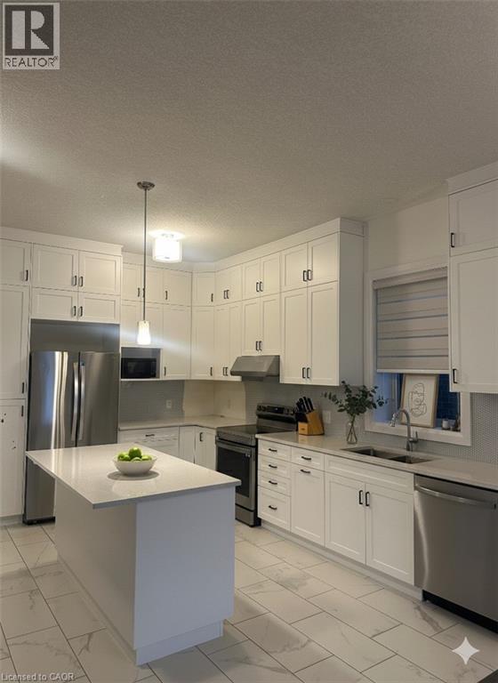 681 Benninger Drive, Kitchener, Ontario  N2E 0J2 - Photo 6 - 40788446