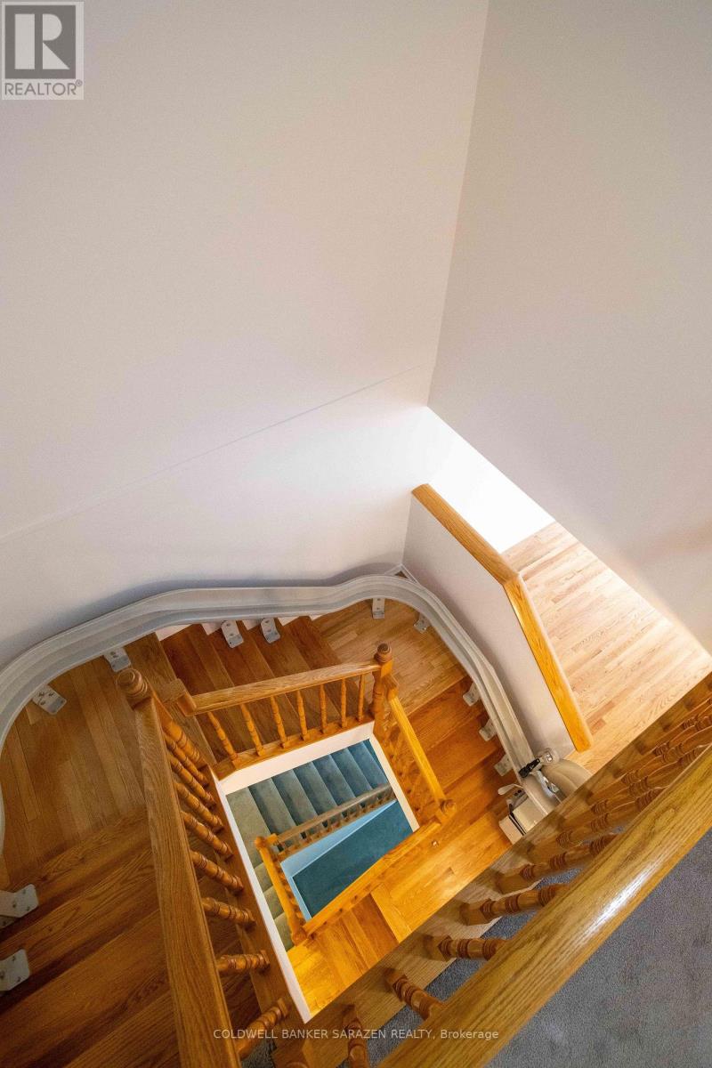 98 Grassy Plains Drive, Ottawa, Ontario  K2M 2N3 - Photo 13 - X12367948