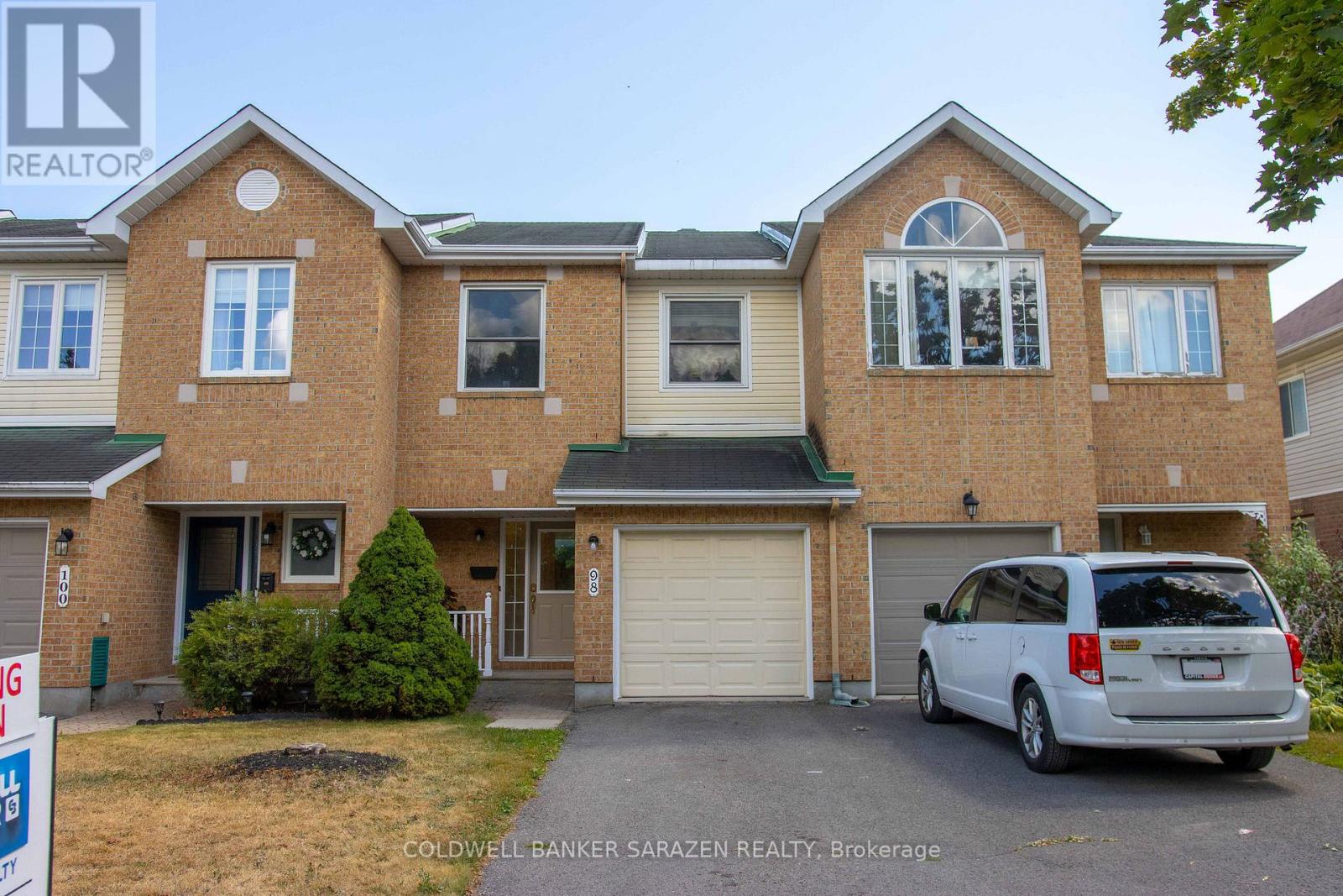 98 GRASSY PLAINS DRIVE, Ottawa, Ontario