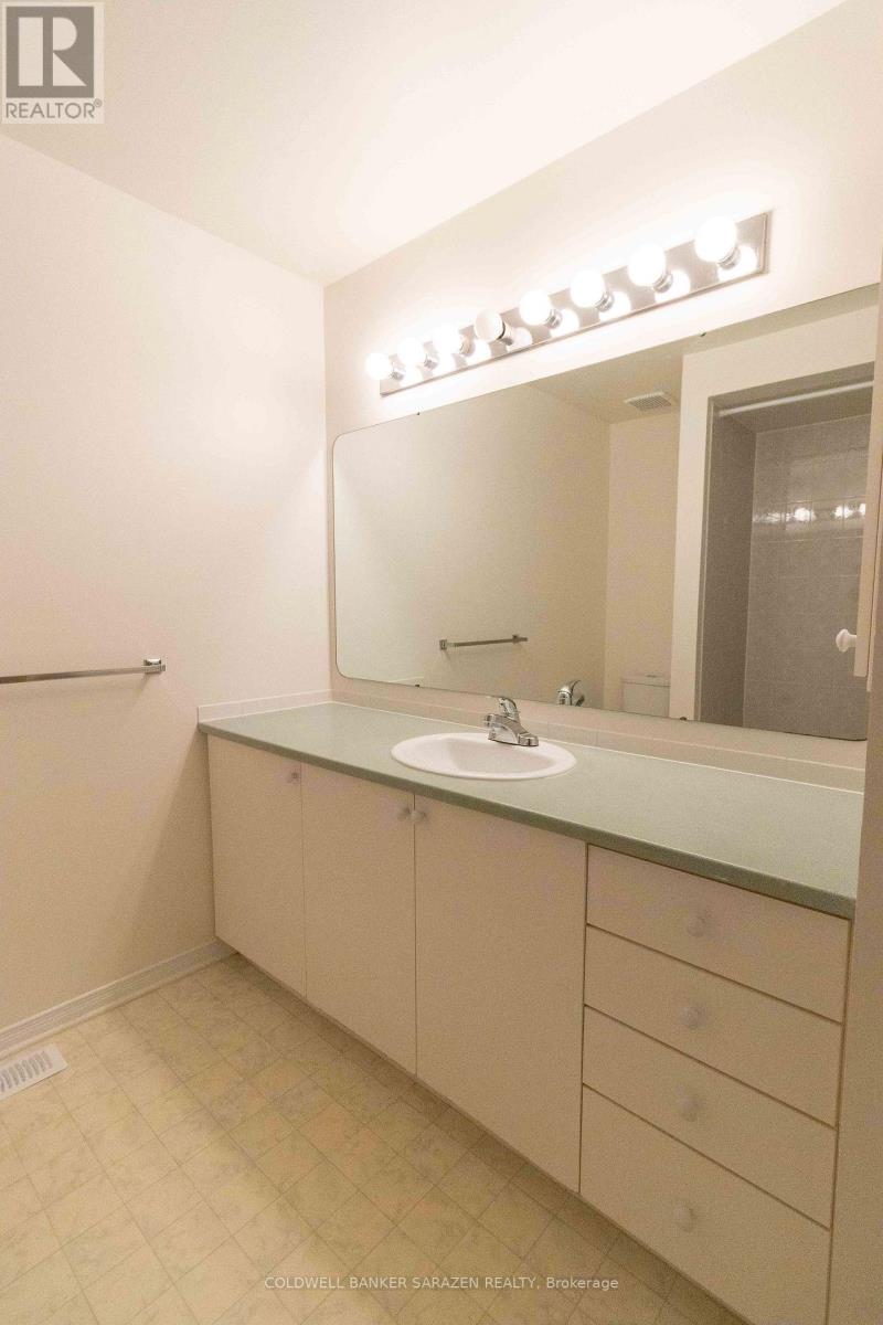 98 Grassy Plains Drive, Ottawa, Ontario  K2M 2N3 - Photo 23 - X12367948