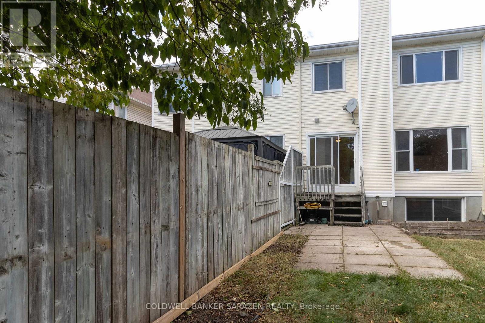 98 Grassy Plains Drive, Ottawa, Ontario  K2M 2N3 - Photo 37 - X12367948