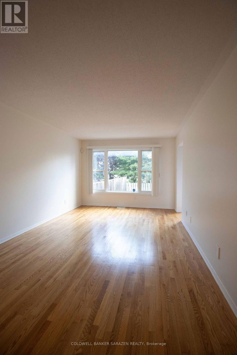 98 Grassy Plains Drive, Ottawa, Ontario  K2M 2N3 - Photo 7 - X12367948