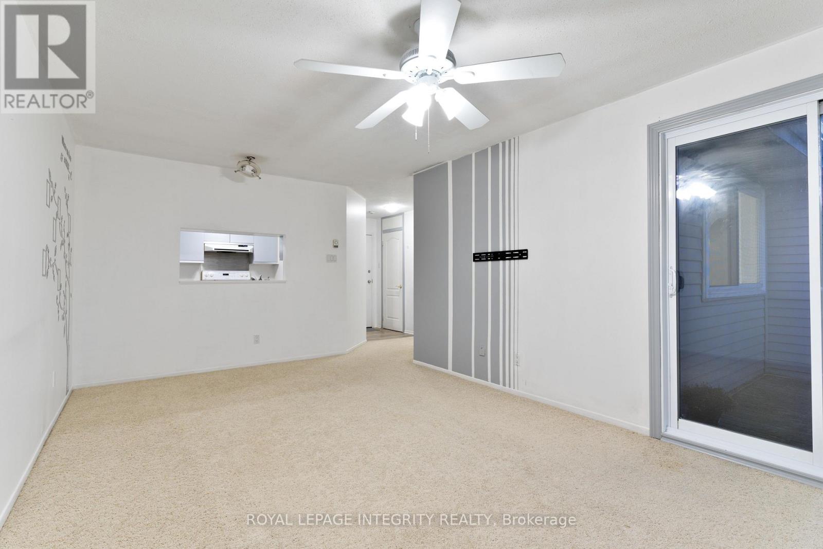 406 - 270 Brittany Drive, Ottawa, Ontario  K1K 4M3 - Photo 5 - X12420396