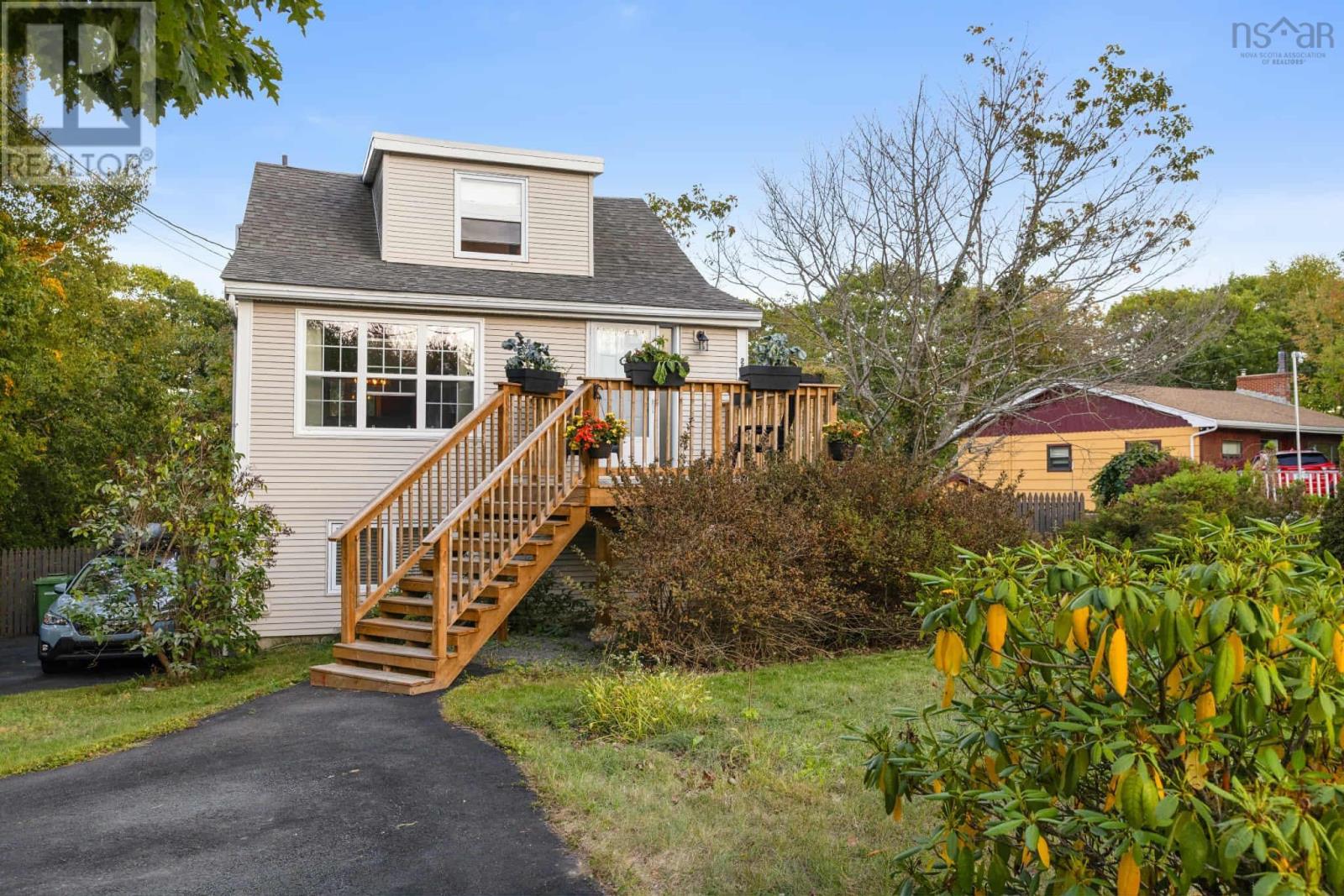 25 Joyce Avenue, Halifax, Nova Scotia  B3P 1W7 - Photo 1 - 202524855