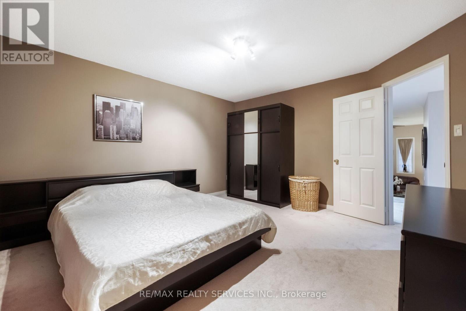 56 Pappain Crescent, Brampton, Ontario  L7A 3J6 - Photo 32 - W12562034