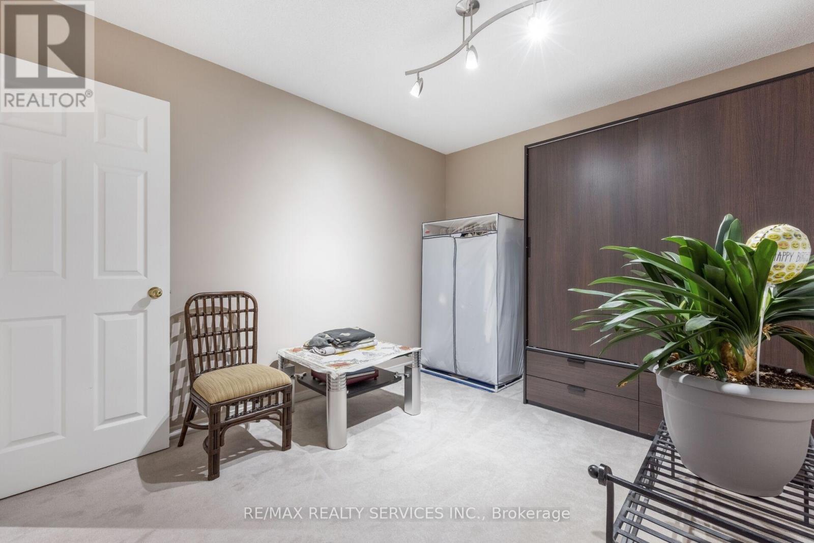 56 Pappain Crescent, Brampton, Ontario  L7A 3J6 - Photo 34 - W12562034