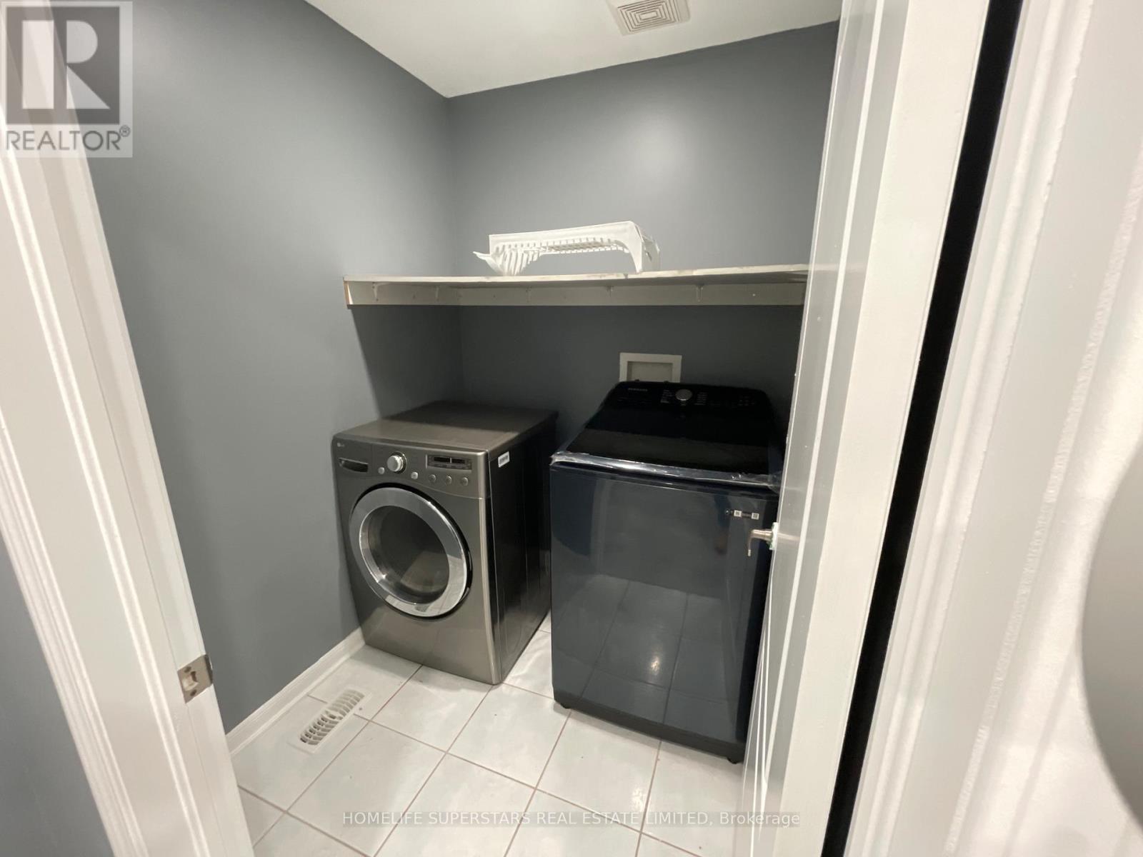 184 Ruhl Drive, Milton, Ontario  L9T 8A4 - Photo 18 - W12562062