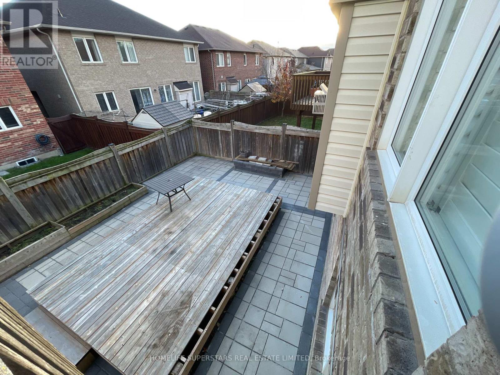 184 Ruhl Drive, Milton, Ontario  L9T 8A4 - Photo 23 - W12562062