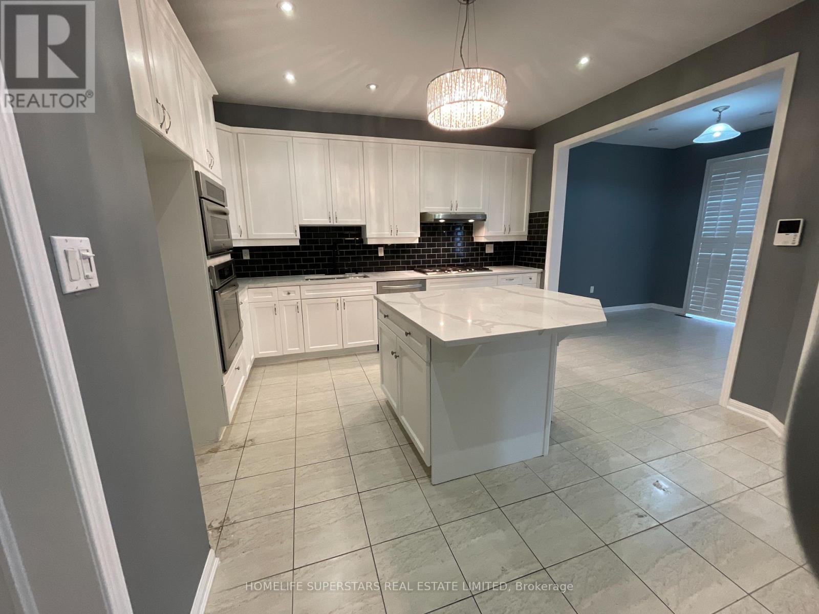 184 Ruhl Drive, Milton, Ontario  L9T 8A4 - Photo 6 - W12562062