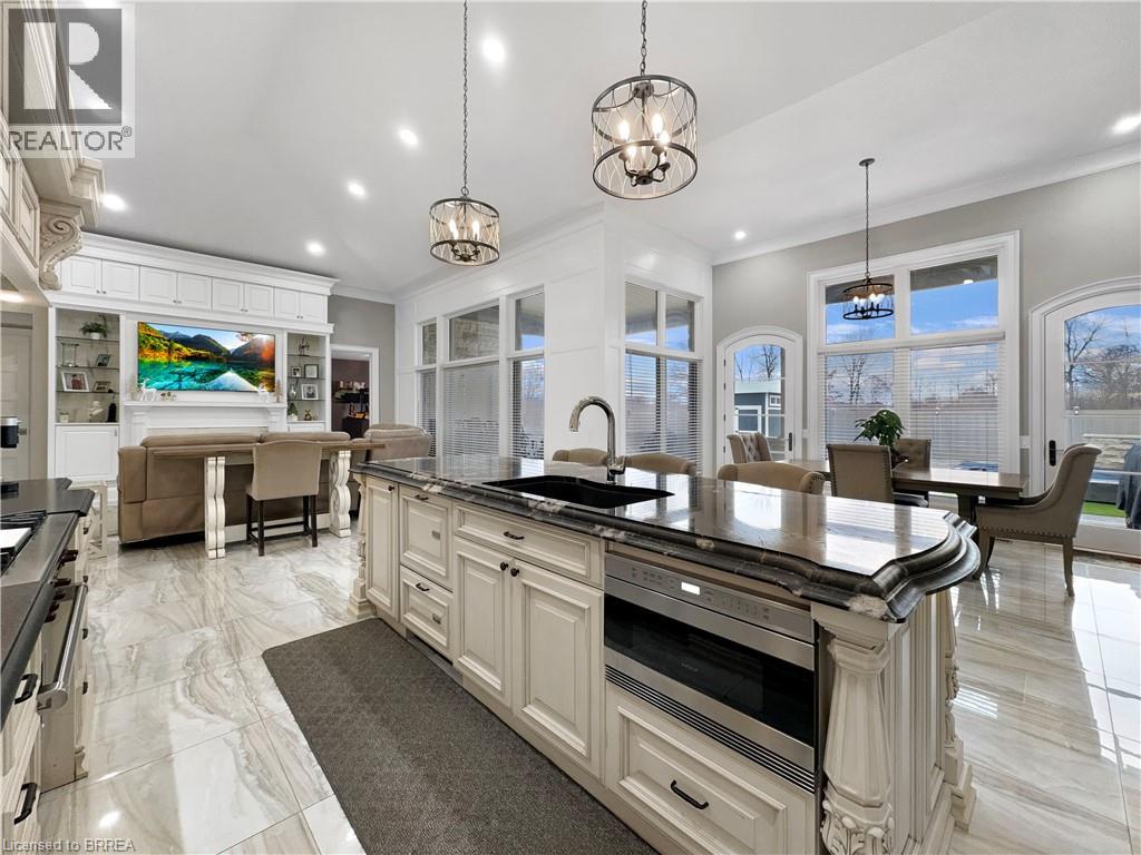 18 Harper Boulevard, Brantford, Ontario  N3T 0E1 - Photo 4 - 40767968