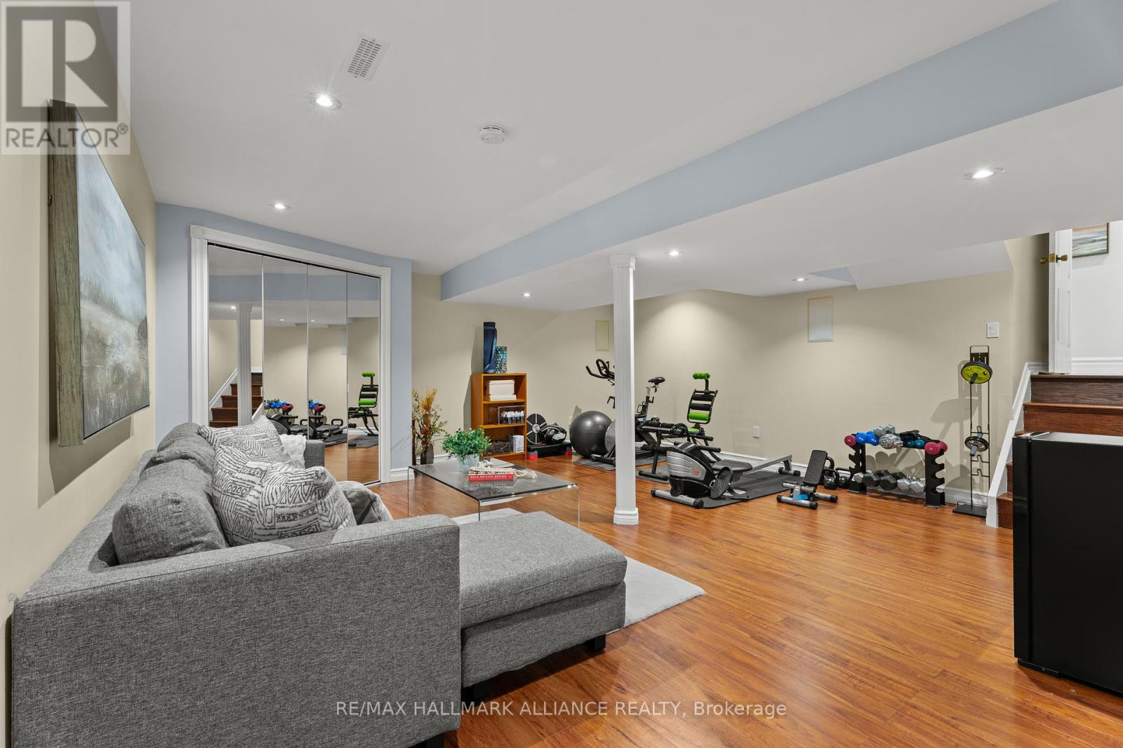 130 Tavistock Square, Oakville, Ontario  L6K 2V2 - Photo 31 - W12562064