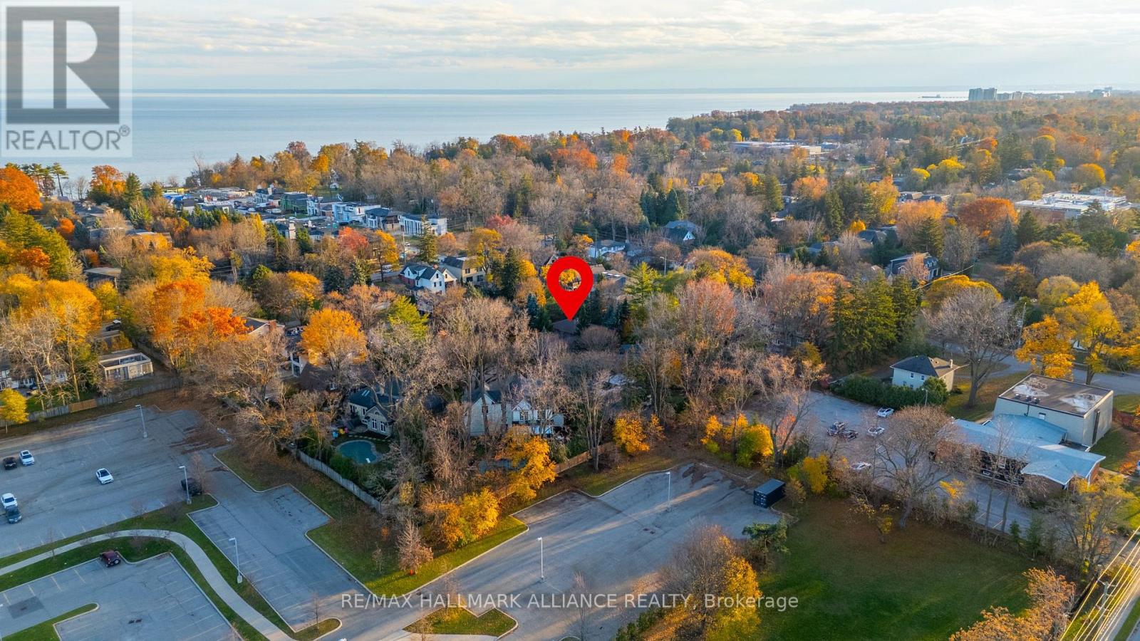 130 Tavistock Square, Oakville, Ontario  L6K 2V2 - Photo 44 - W12562064