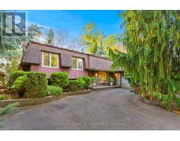 130 TAVISTOCK SQUARE, Oakville, Ontario