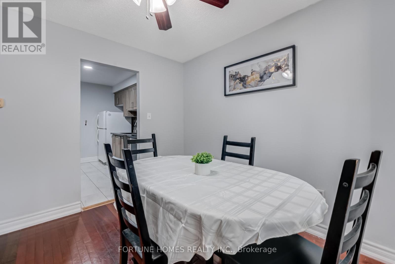 59 Enmount Drive, Brampton, Ontario  L6T 4C9 - Photo 21 - W12562104