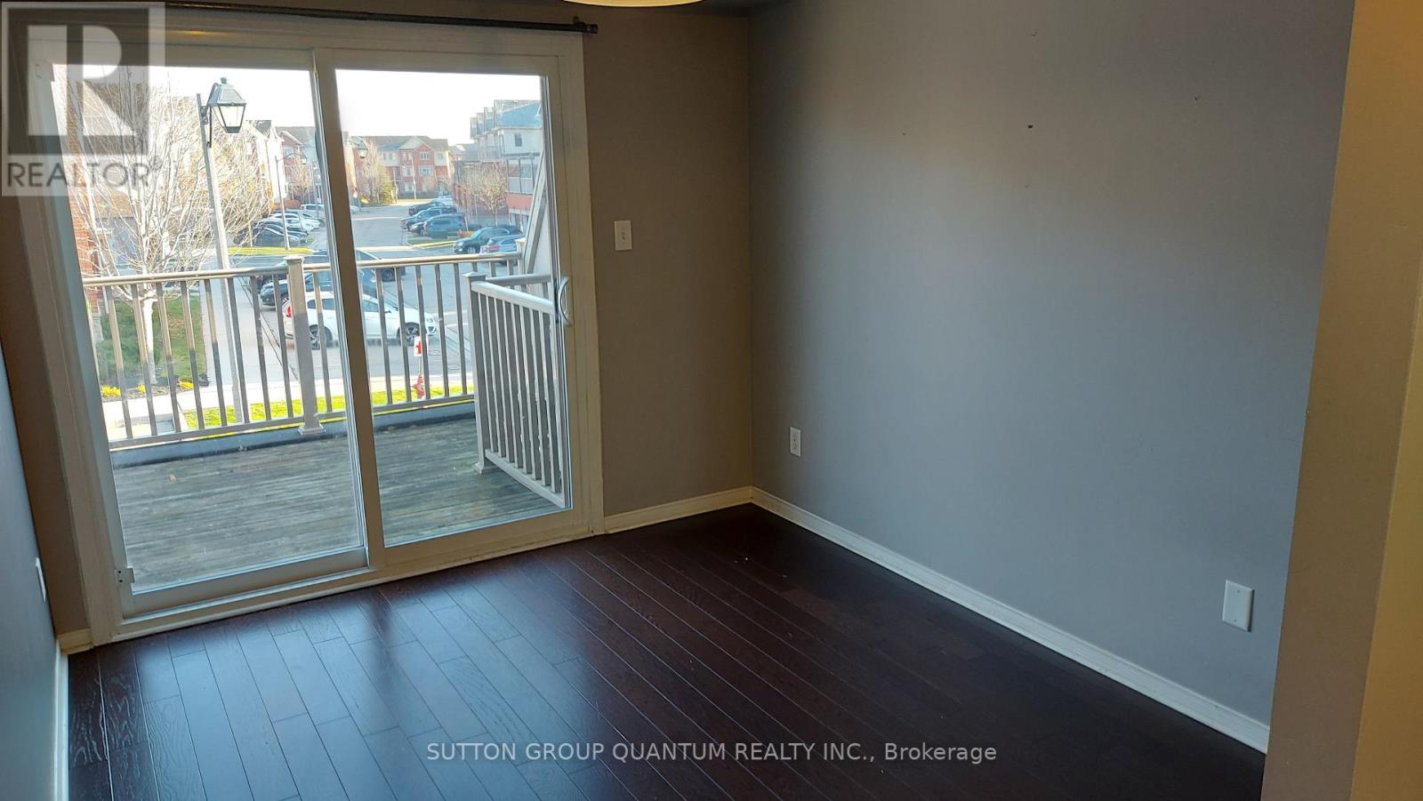 8 - 5725 Tenth Line, Mississauga, Ontario  L5M 0P7 - Photo 5 - W12562118