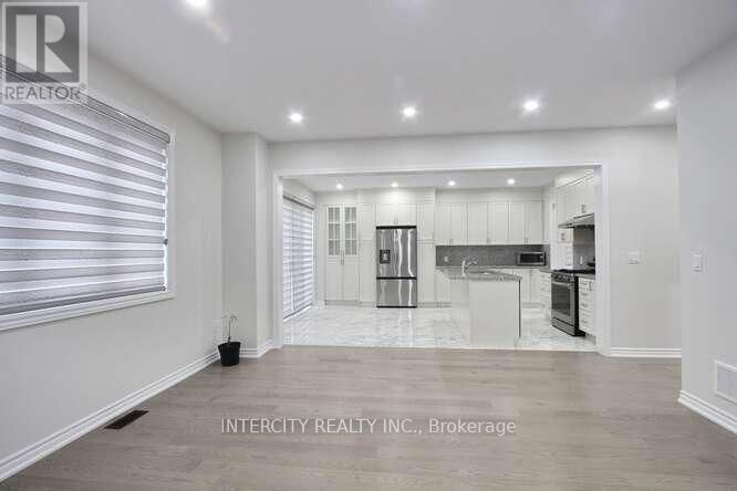 19 Galvin Avenue, Caledon, Ontario  L7C 4M5 - Photo 21 - W12562142