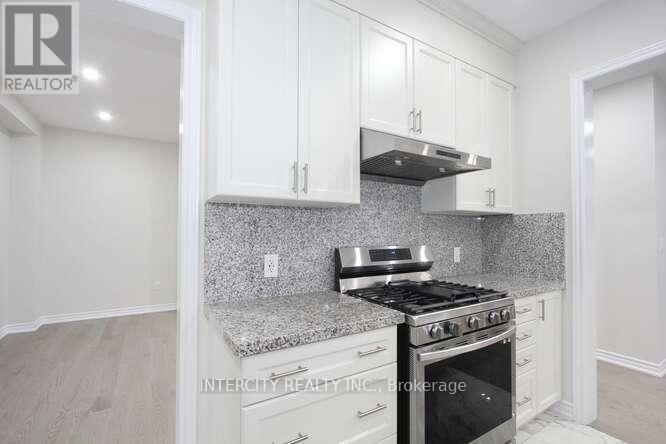 19 Galvin Avenue, Caledon, Ontario  L7C 4M5 - Photo 25 - W12562142