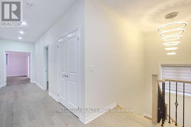 19 Galvin Avenue, Caledon, Ontario  L7C 4M5 - Photo 28 - W12562142