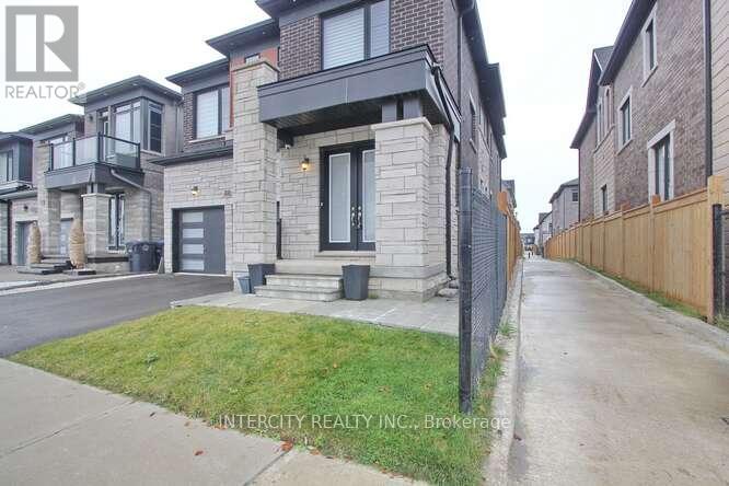 19 Galvin Avenue, Caledon, Ontario  L7C 4M5 - Photo 3 - W12562142