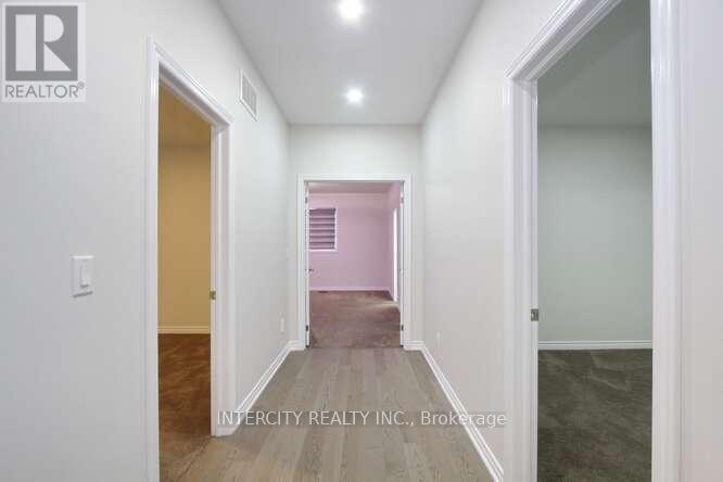 19 Galvin Avenue, Caledon, Ontario  L7C 4M5 - Photo 30 - W12562142