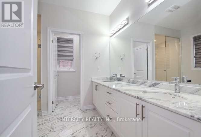 19 Galvin Avenue, Caledon, Ontario  L7C 4M5 - Photo 33 - W12562142