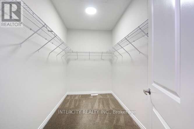 19 Galvin Avenue, Caledon, Ontario  L7C 4M5 - Photo 38 - W12562142