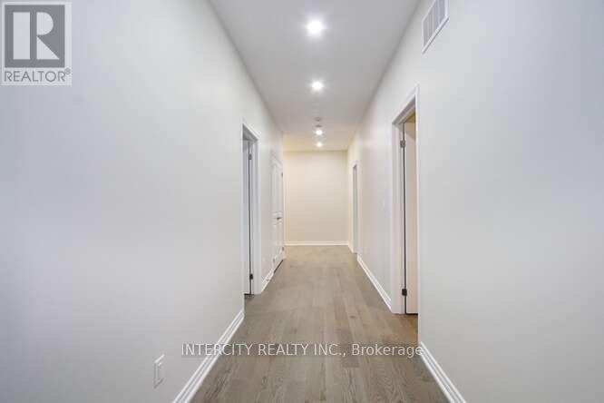 19 Galvin Avenue, Caledon, Ontario  L7C 4M5 - Photo 39 - W12562142