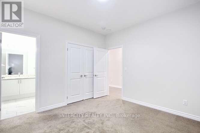 19 Galvin Avenue, Caledon, Ontario  L7C 4M5 - Photo 41 - W12562142