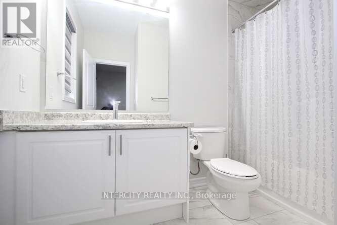 19 Galvin Avenue, Caledon, Ontario  L7C 4M5 - Photo 42 - W12562142